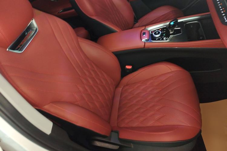 Used Chery Tiggo 7 PLUS 2023 1.6 TGDI DCT Luxury Model
