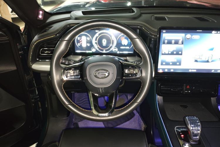 Used GAC Trumpchi GS8 2022 Double-Energy Series 2.0TM Four-Wheel Drive Premium Edition (7 Seats)
