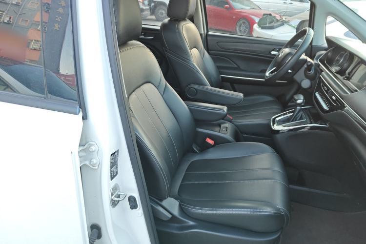 Used GAC Trumpchi M6 2021 270T DCT Luxury Edition (7 Seats)