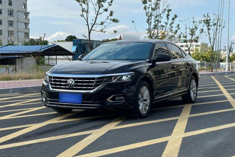 Used Volkswagen Passat 2020 330TSI Elite Edition China VI
