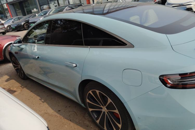 Used Hima Luxeed S7 2025 785 km Ultra