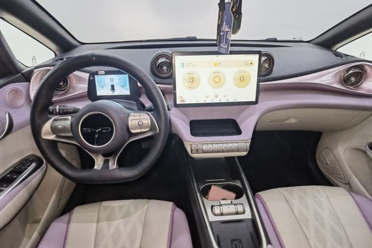 Used BYD Dolphin 2023 420 km Fashion Edition