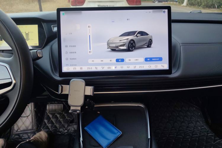 Used  SL03 2025 Range-Extended Elite Version
