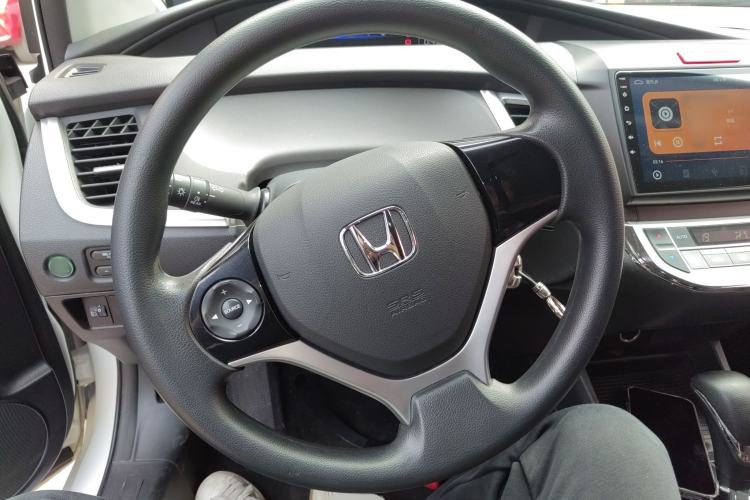 Used Honda Jade 2017 1.8L Automatic Classic Edition 5 seats
