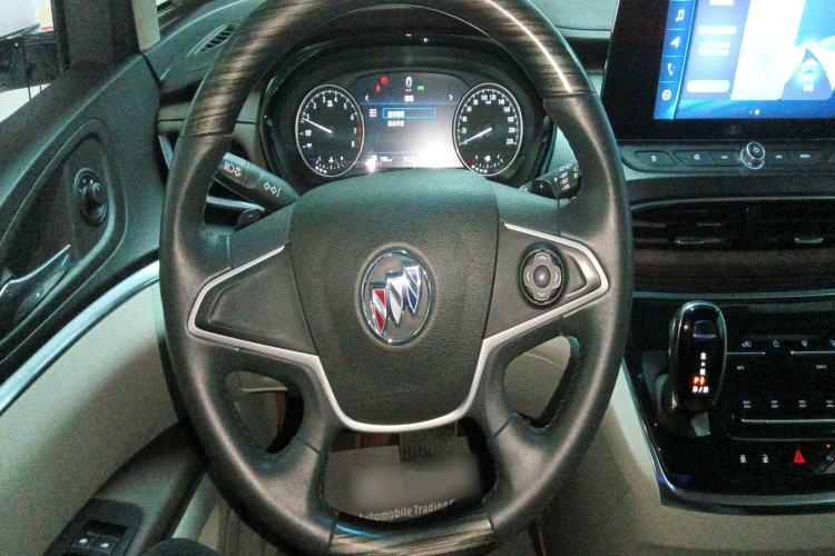 Used Buick GL8 2023 Land Executive Class Comfort Model
