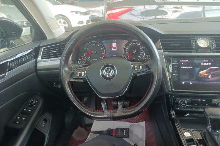 Used Volkswagen Phideon 2019 380TSI Two-Wheel Drive Business Edition China VI Standard
