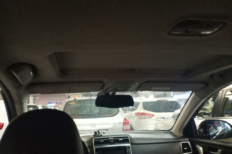 Used Haval H6 2015 Revised Version Sport Edition 1.5T Manual Transmission Two-Wheel Drive Elite Grade
