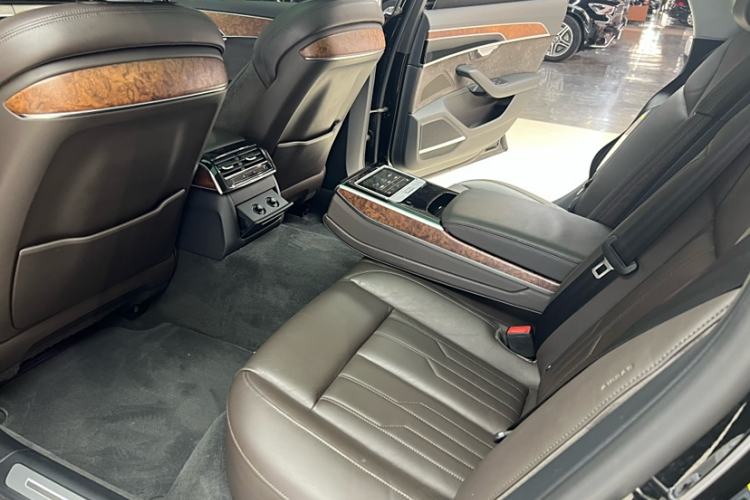 Used Audi A8 2018 A8L 55 TFSI quattro Launch Edition Prestige Model
