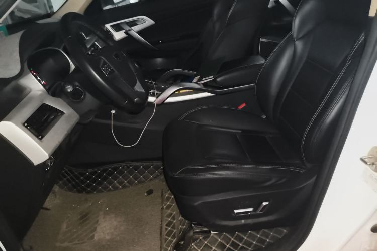 Used Geely Auto Emgrand X7 Sport 2018 1.8TD Automatic Two-Wheel Drive Smart Connect 4G Internet Edition