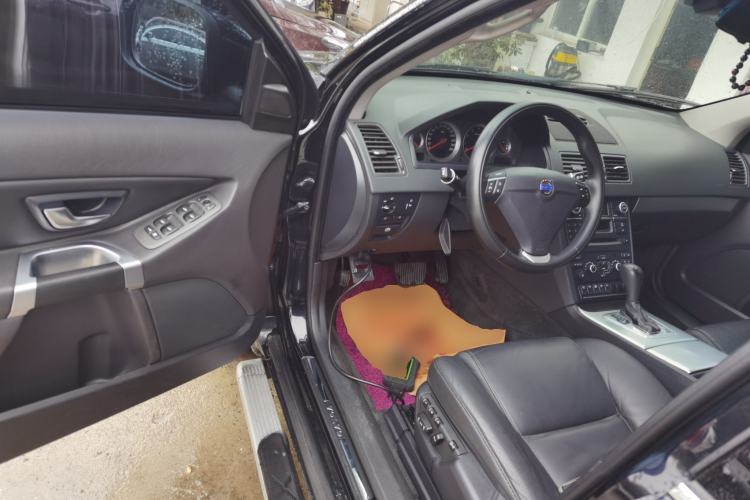 Used Volvo XC Classic 2014 T5 Luxury Edition