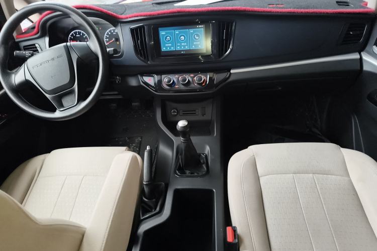 Used FORTHING Lingzhi 2023 M5L 1.6L Base Model 7 Seats
