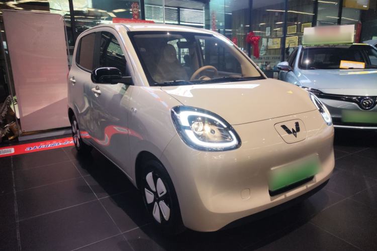 Used Wuling Hongguang MINIEV 2025 Four-Door Version Advanced Edition
