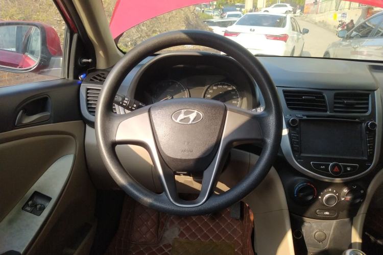 Used Hyundai Verna 2014 1.4L Manual Fashion GS Model
