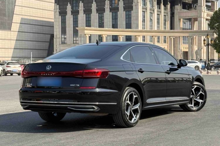 Used Volkswagen Passat 2025 Outstanding Model 380TSI Starry Dragon Edition
