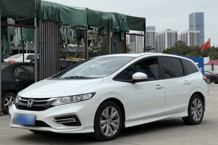 Used Honda Jade 2017 1.8L automatic Comfort version 5 seats
