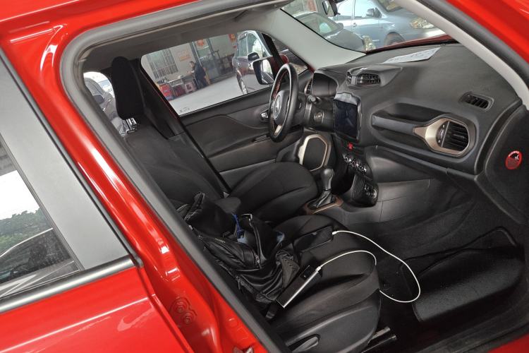 Used  Renegade 2017 180T Automatic High-Energy Version
