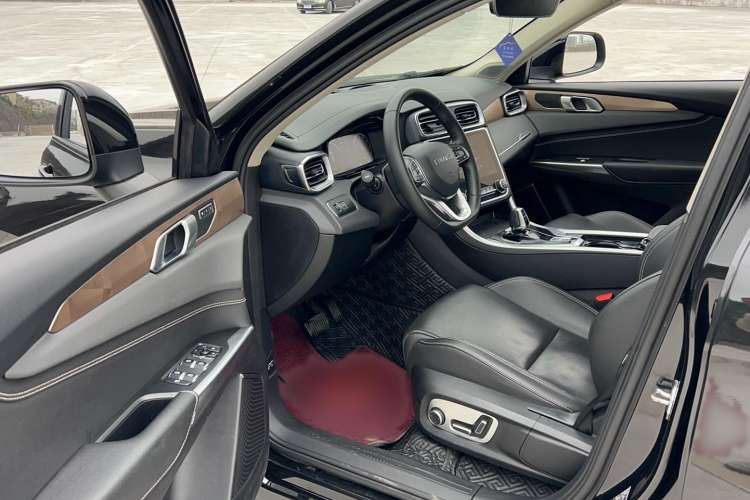 Used Lynk & Co 01 2019 2.0T Two-Wheel-Drive Pro Version China VI Standard
