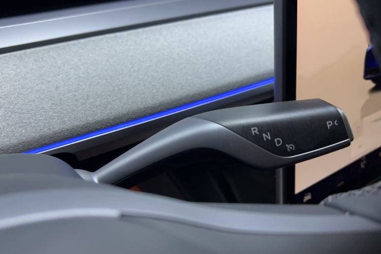 Used Tesla Model Y 2023 Long-Range All-Wheel-Drive Version
