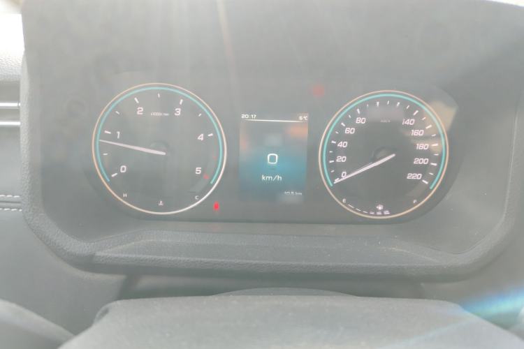 Used JMC DaDao 2023 All-Purpose 2.3T Diesel Manual Two-Wheel Drive Standard-Wheelbase Comfort Edition
