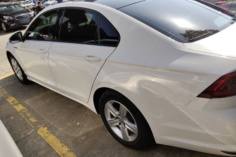 Used Volkswagen Lamando 2019 230TSI DSG Fashion Edition China VI