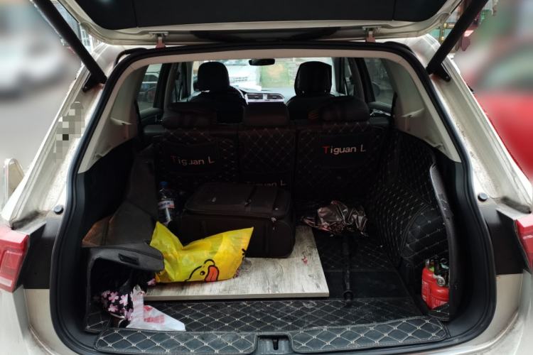 Used Volkswagen Tiguan L 2021 330TSI Automatic Two-Wheel Drive R-Line Enhanced Edition
