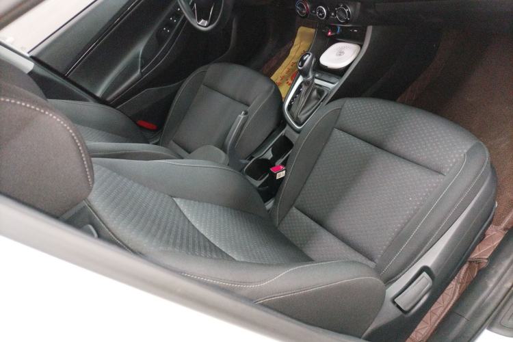 Used Hyundai Celesta 2020 1.6L Automatic GL Enjoyable Edition