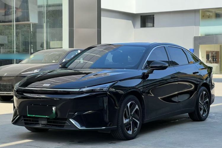 Used  L6 2023 125km MAX