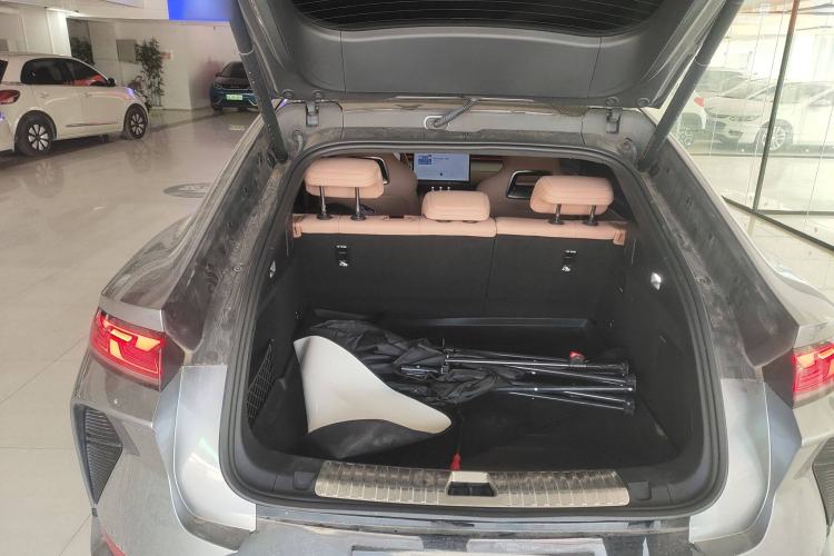 Used BYD Song L EV 2024 662 km Excellence Version
