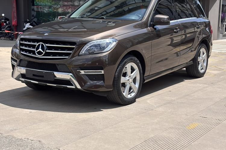 Used Mercedes-Benz M-Class 2015 ML 400 4MATIC Dynamic Model
