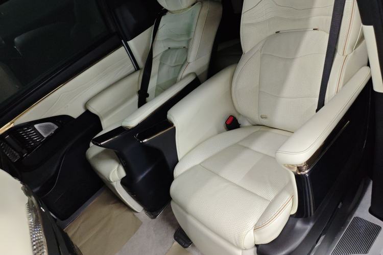 Used GAC Trumpchi M8 2023 Zongshi Series Dual-Motor YuZun Edition
