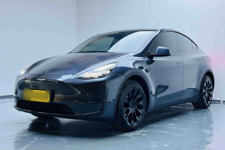 Used Tesla Model Y 2022 Long-Range All-Wheel-Drive Version