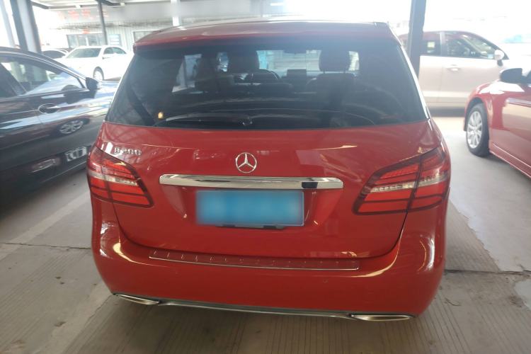 Used Mercedes-Benz B-Class 2015 B 200 Fashion Model
