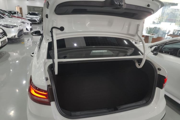 Used Volkswagen Lavida 2023 Revised Version 1.5L Automatic 5 Millionth Edition
