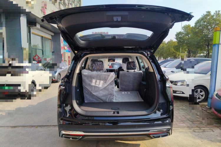Used Hongqi HS7 PHEV 
