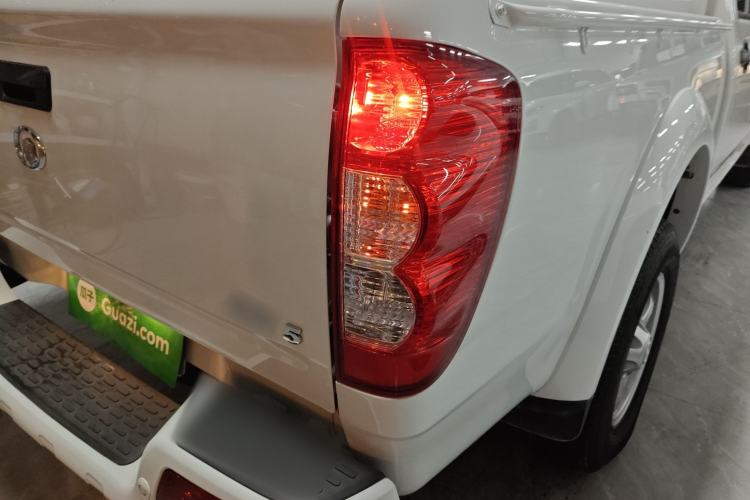 Used Great Wall Wingle 5 2023 2.4L Gasoline Two-Wheel-Drive Entry-Level Big Double
