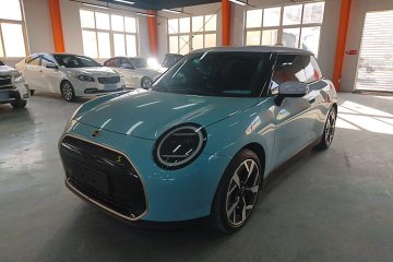 Used MINI Electric MINI COOPER 2024 452km COOPER SE Artist