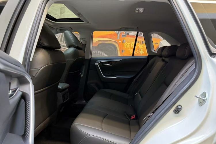 Used Toyota RAV4 2020 2.0L CVT 4x4 Trend Edition
