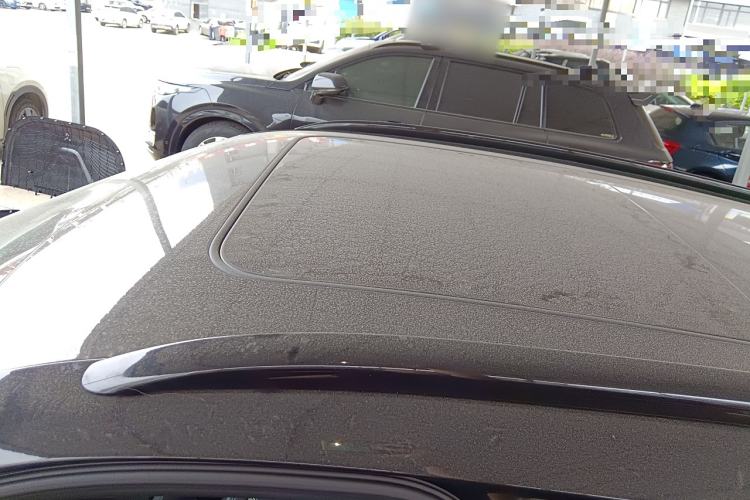 Used VOYAH FREE 2025 318 259 km All-Wheel-Drive Exploration Edition
