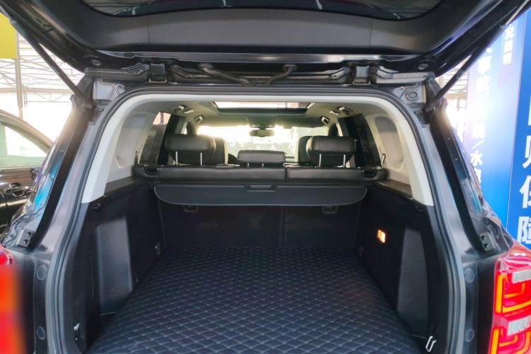 Used GAC Trumpchi GS7 2017 320T Two-Wheel-Drive Luxury Smart Connectivity Model
