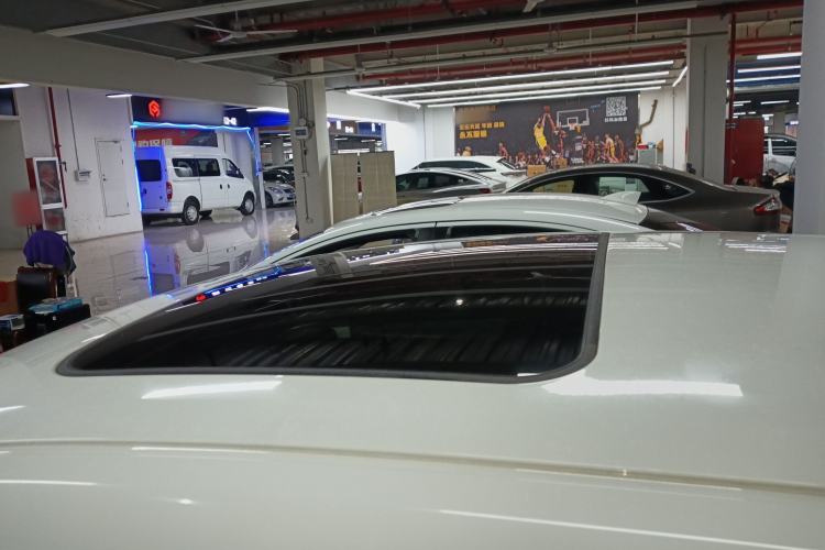 Used Toyota C-HR 2018 2.0L Luxury Sunroof Version China VI Standard
