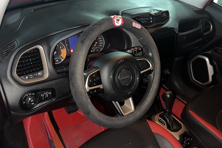 Used  Renegade 2018 Connected Large Screen Version 180T Automatic High-Energy Edition