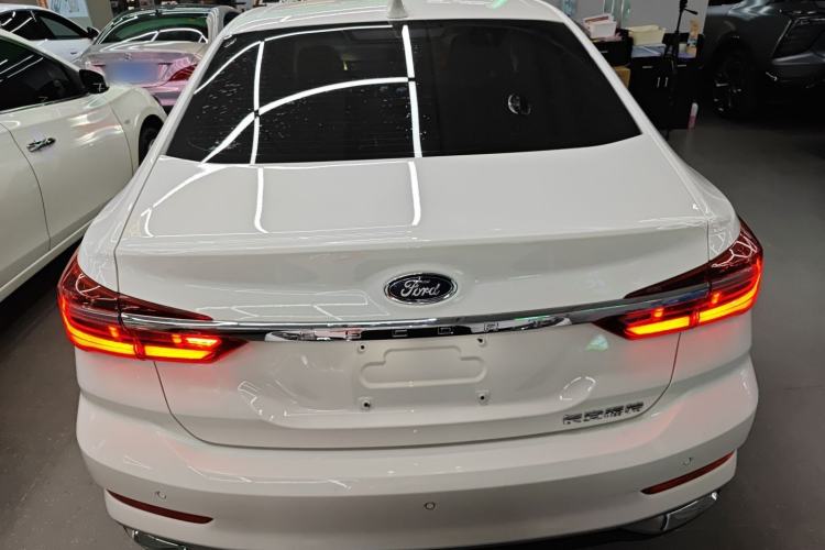 Used Ford Escort 2021 1.5L Automatic Platinum Edition