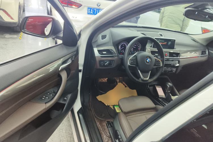 Used BMW X1 2019 xDrive20Li Luxury Model
