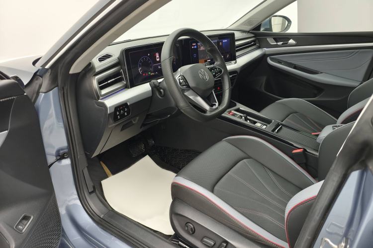 Used Volkswagen Lamando 2022 Lavida L 280TSI DSG Cool & Spicy Edition
