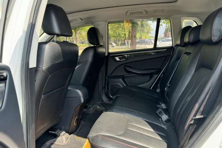 Used Zotye Domy X5 2017 Upgraded Model 1.5T CVT ZhiXian Edition
