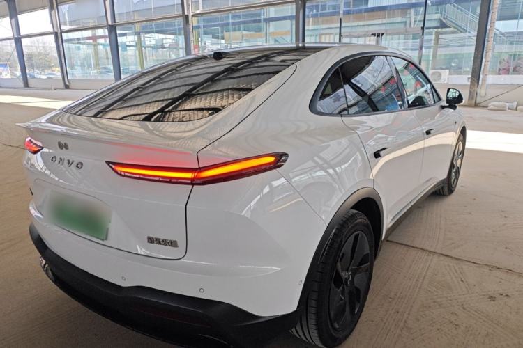 Used ONVO L60 2024 60 kWh Rear-Drive Version