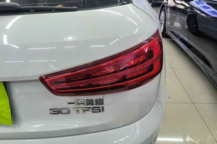 Used Audi Q3 2018 30 TFSI Fashion Edition Collector's Version
