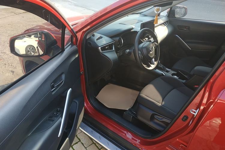 Used Toyota FRONTLANDER 2022 2.0L CVT Leading Edition
