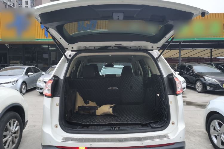 Used Ford Edge 2018 EcoBoost 245 Two-Wheel-Drive Platinum Edition 5 Seats
