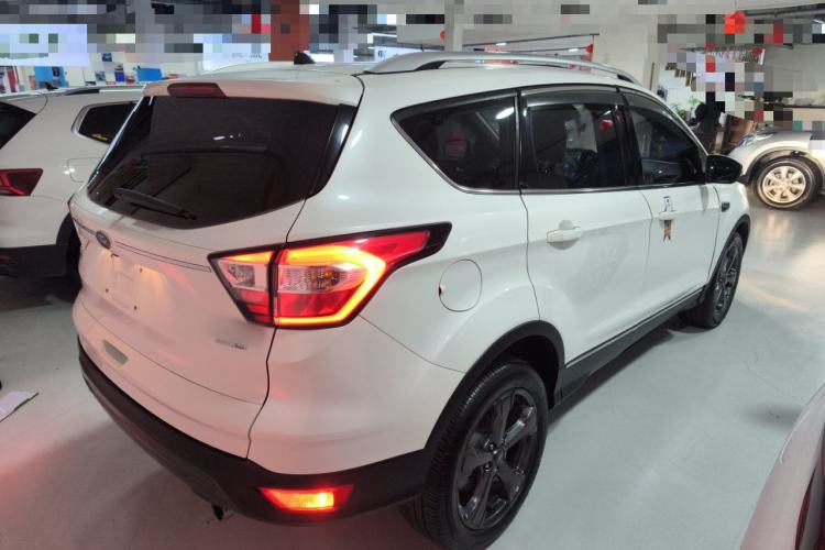 Used Ford Kuga 2019 EcoBoost 180 Two-Wheel-Drive Titanium Plus Model China V Standard